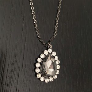 Teardrop necklace